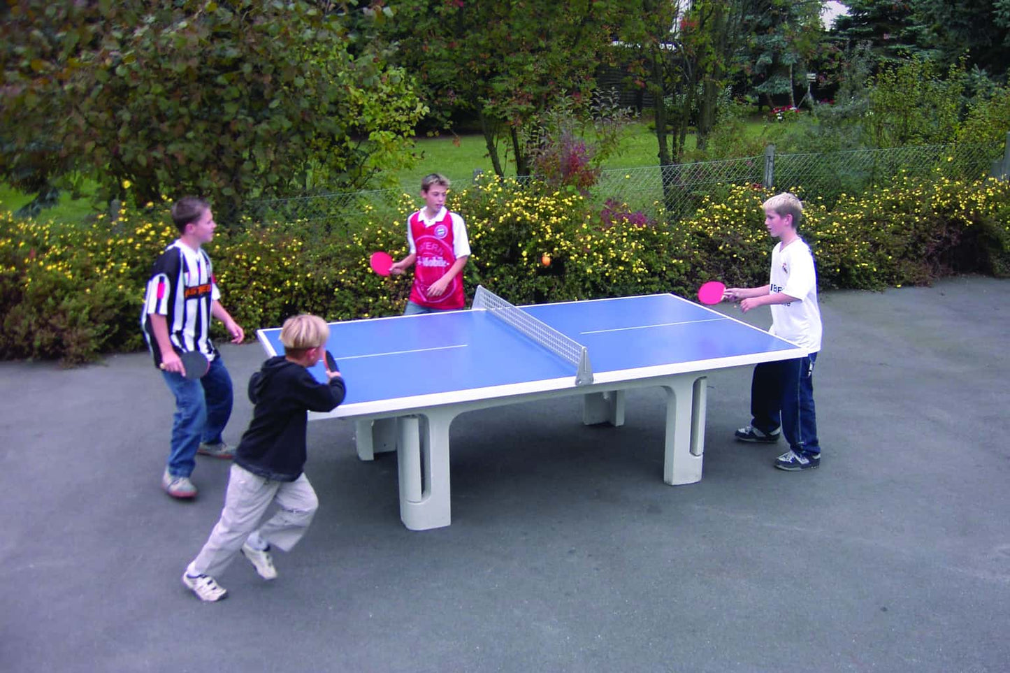 Butterfly Park Granite Green Concrete Table Tennis Table