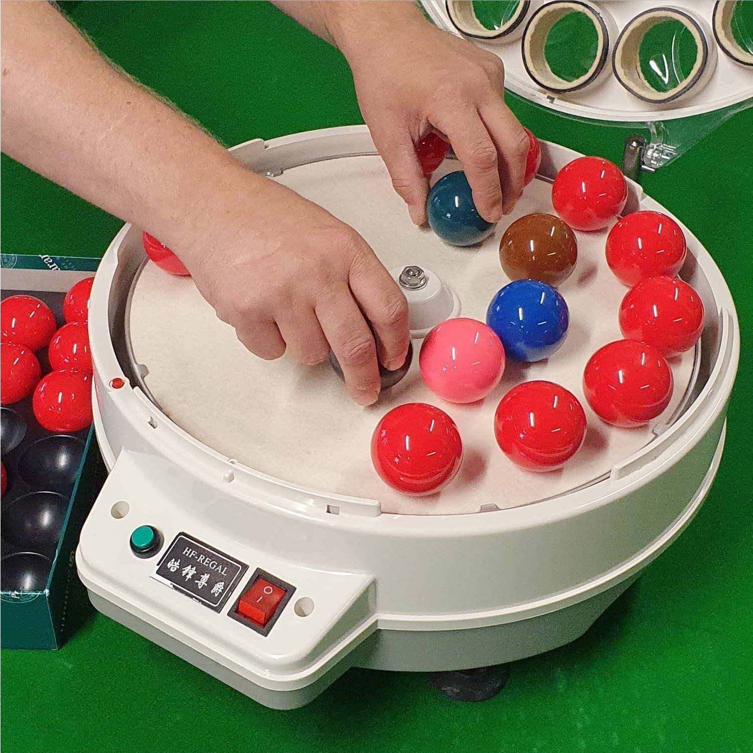 Regal Snooker, American & English Pool ball Cleaning Machine