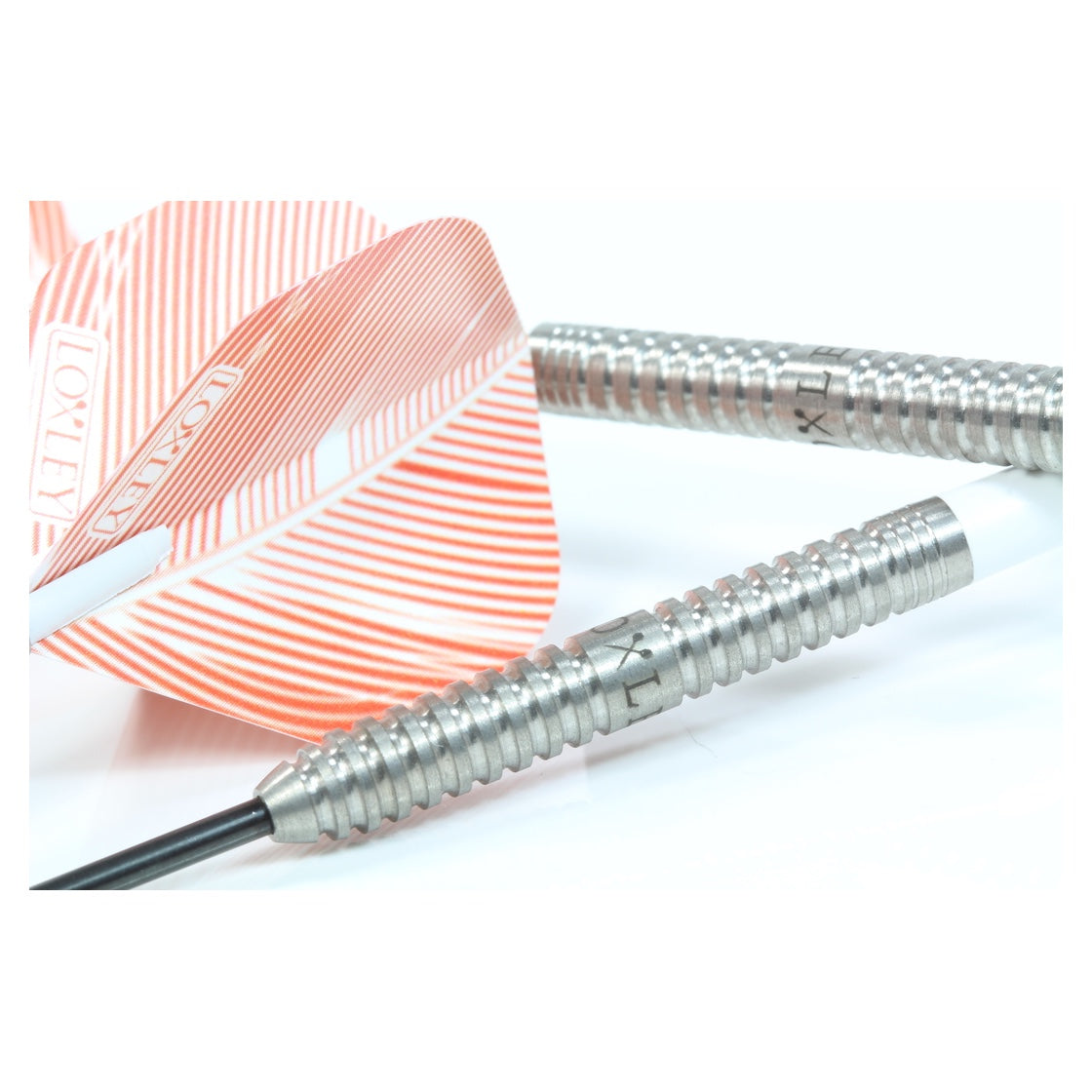 Loxley Featherweight Steel Tip Darts - Red - 17g Close up