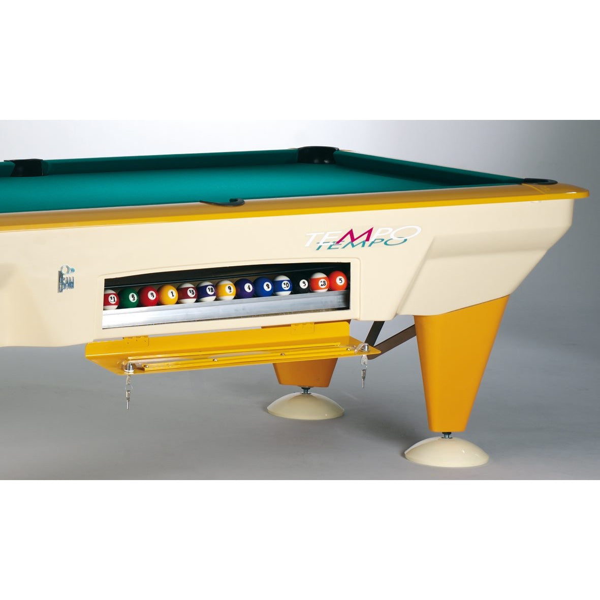 Tempo Garden Outdoor Pool Table